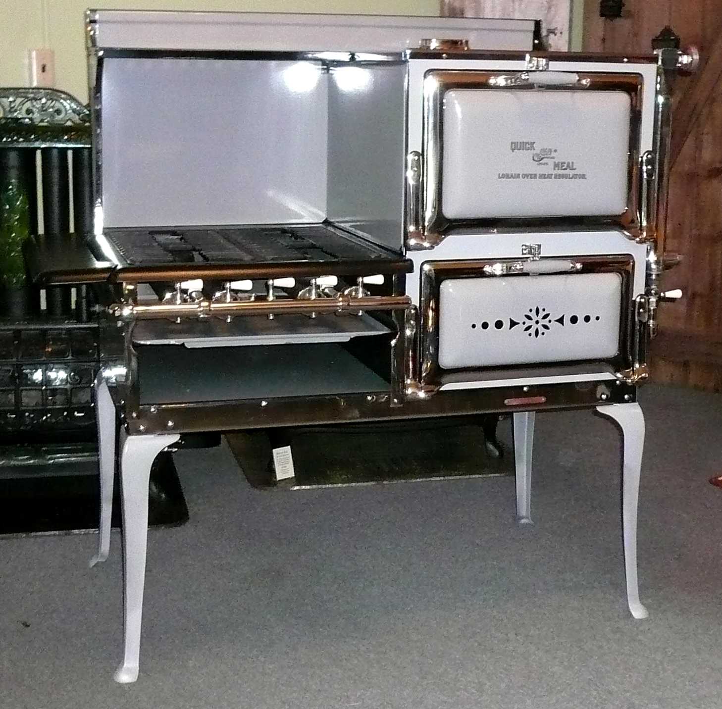 1920s Quick Meal gas range